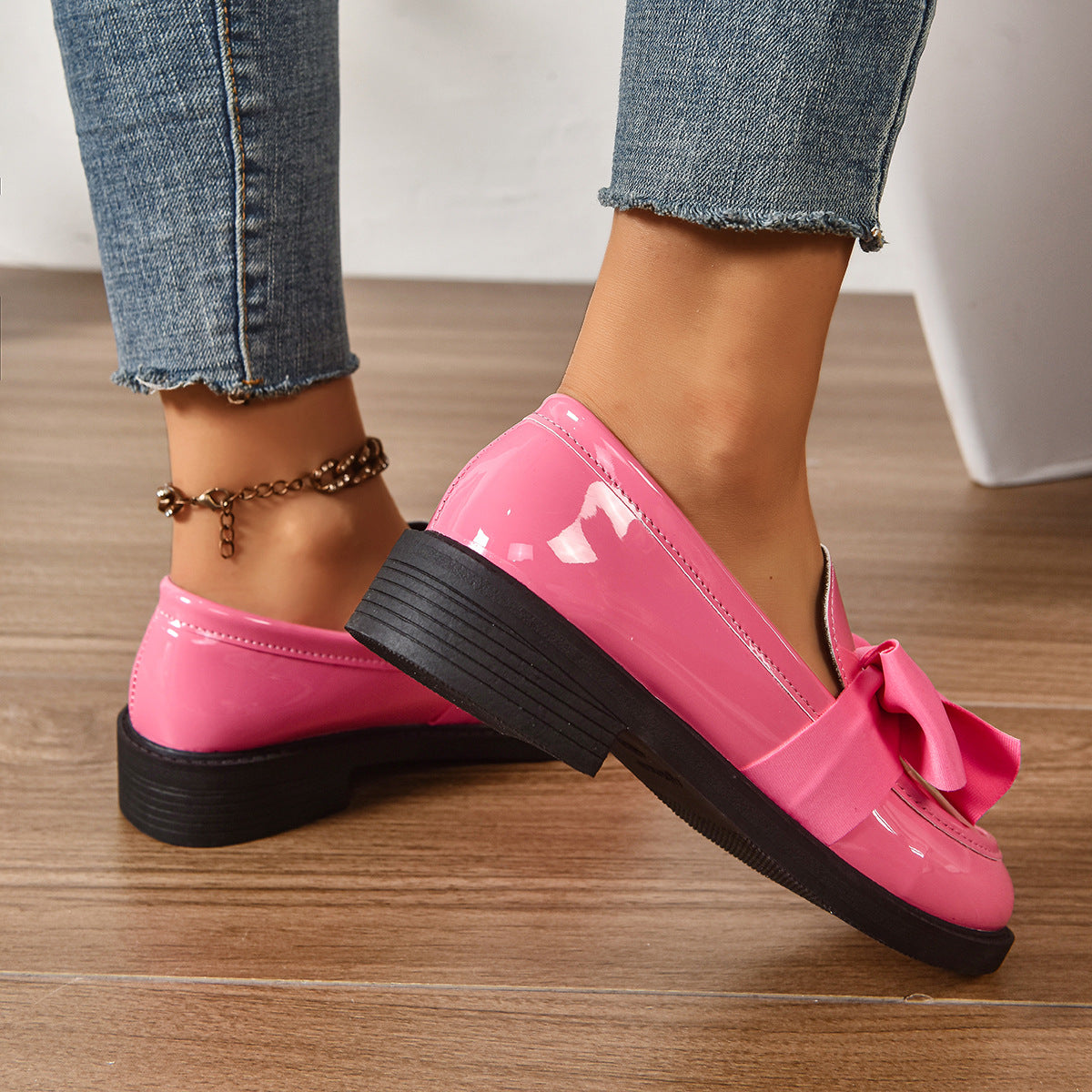 Bow-tie little leather shoes